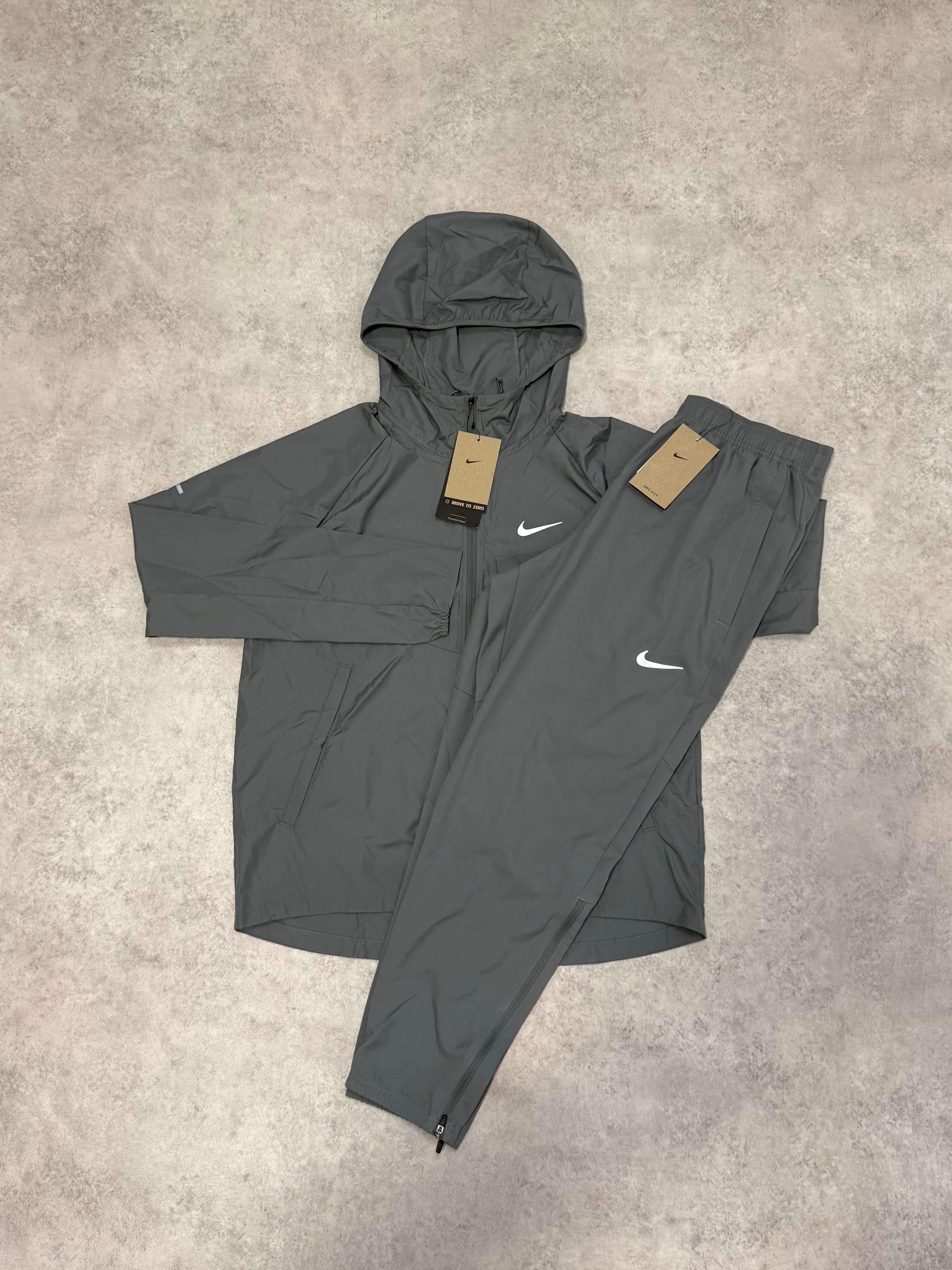Nike Windrunner Set - Grey