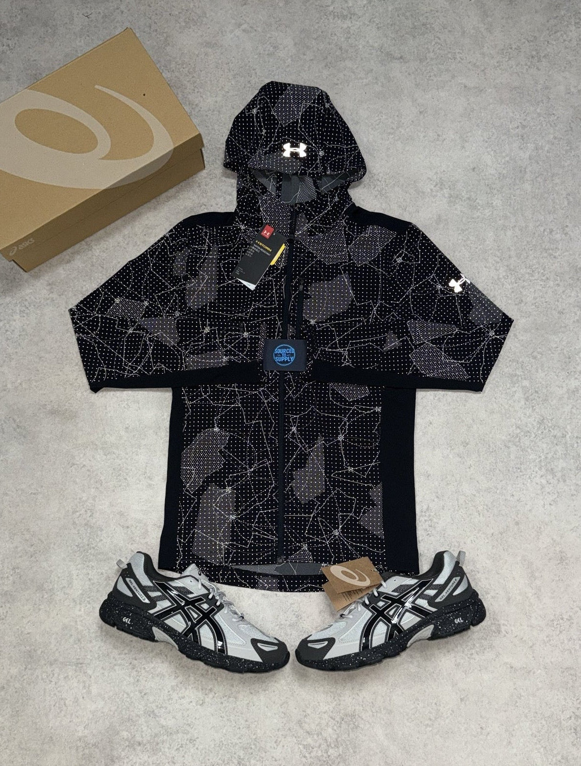 Under Armour Windbreaker